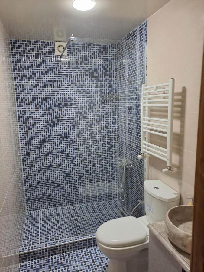 Apartment On Xancteli Tbilisi Esterno foto
